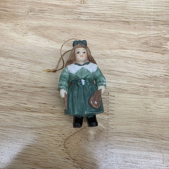 VINTAGE GIRL GREEN DRESS With Fiddle CHRISTMAS Ceramic ORNAMENT 3in - Picture 1 of 4